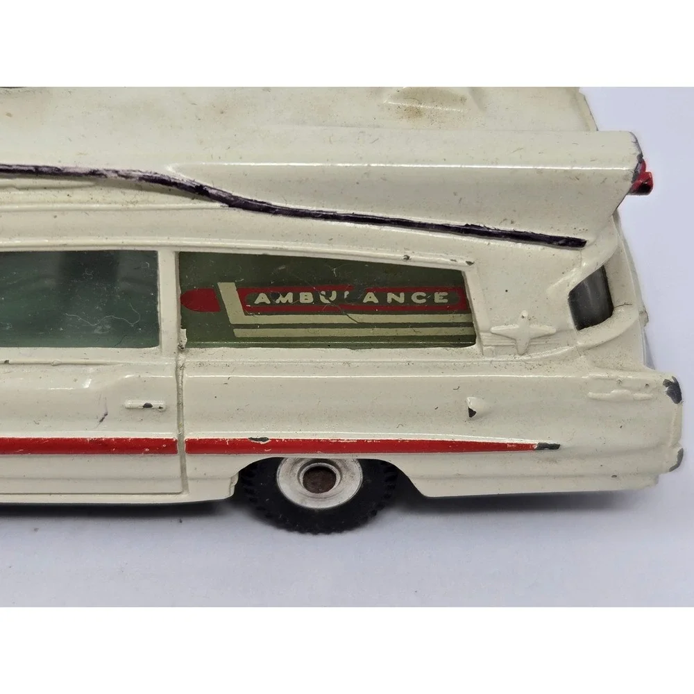 Vintage Dinky Toys 263 Superior Criterion Ambulance Meccano England w/ Stretcher